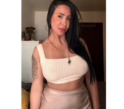  Escorts Colindale North West London - Photos for Luiza🍯 sweet like honey 🎀