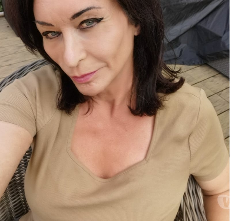 Trans Escorts Gloucestershire South Gloucestershire - Photos for 53 Year old English Mature Ts celine