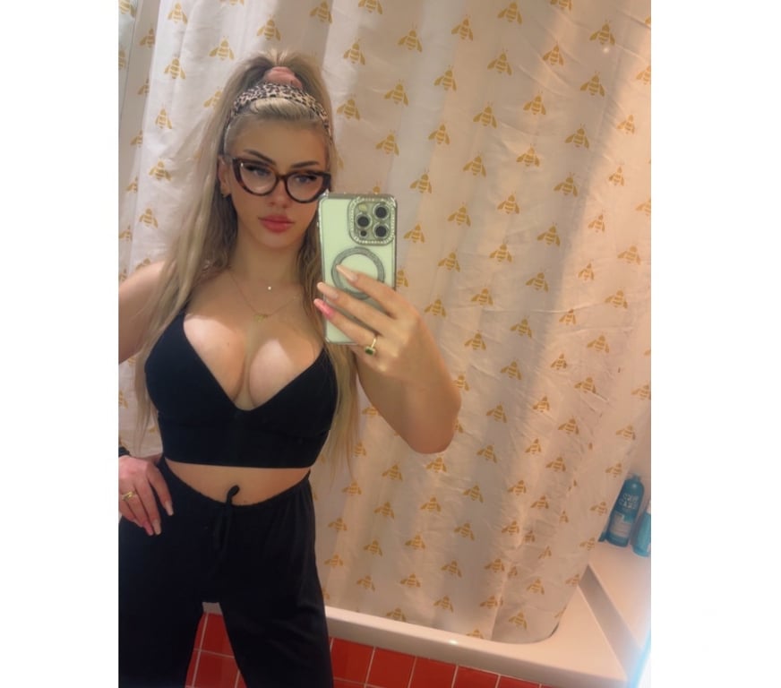 Escorts Cambridgeshire Cambridge - Photos for Julya petite INDEPENDENT AND SOPHISTICATED best service🔝