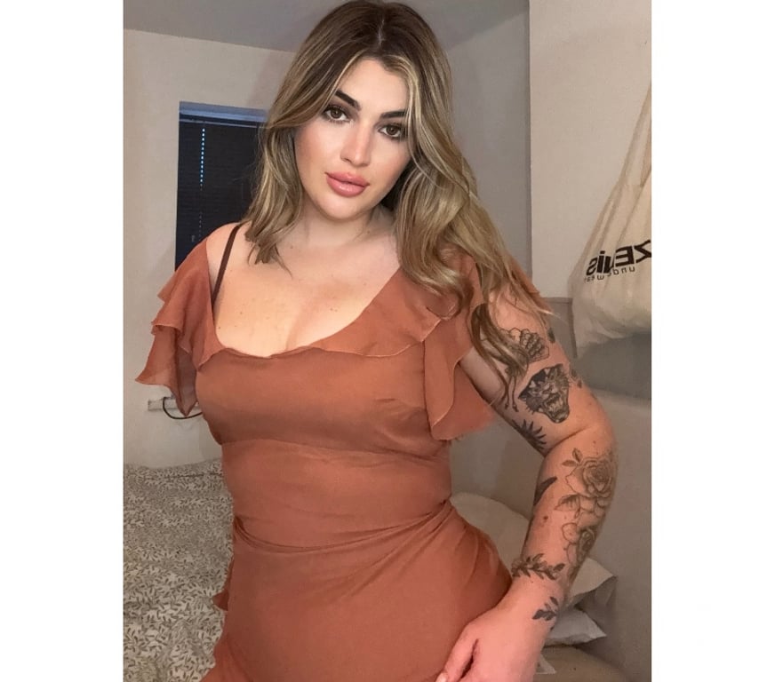 Adult Entertainment West Midlands Birmingham - Photos for CHARLOTTE CURVY BRITISH BABE ONLINE 4CALLS +447444346589