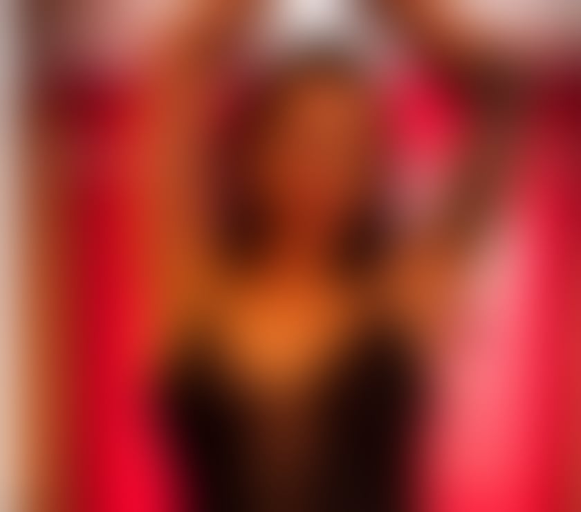 Escorts Hertfordshire Dacorum - Photos for Relaxing and Revitalising Massage By English Sadie!