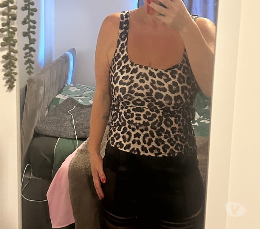 Adult Entertainment Greater Manchester Tameside - Photos for Hairy amateur ENGLISH blonde milf £10 late 30's