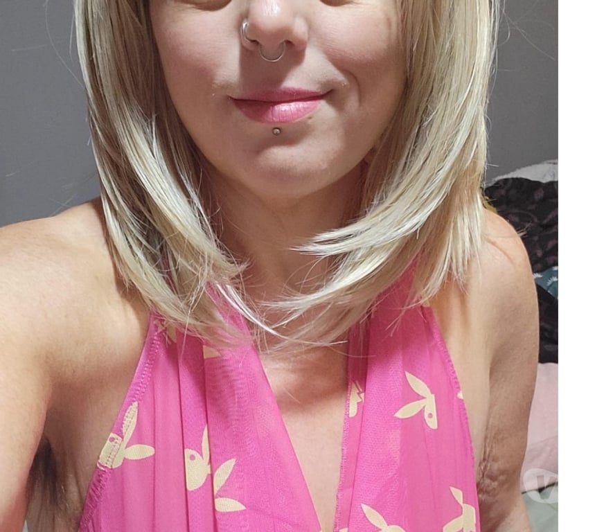 Adult Entertainment Merseyside Saint Helens - Photos for Hairy amateur ENGLISH blonde milf £10 late 30's