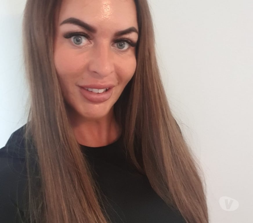 Escorts South Yorkshire Sheffield - Photos for TATTOOED HOLLY 100% Real, English and original ESSEX girl