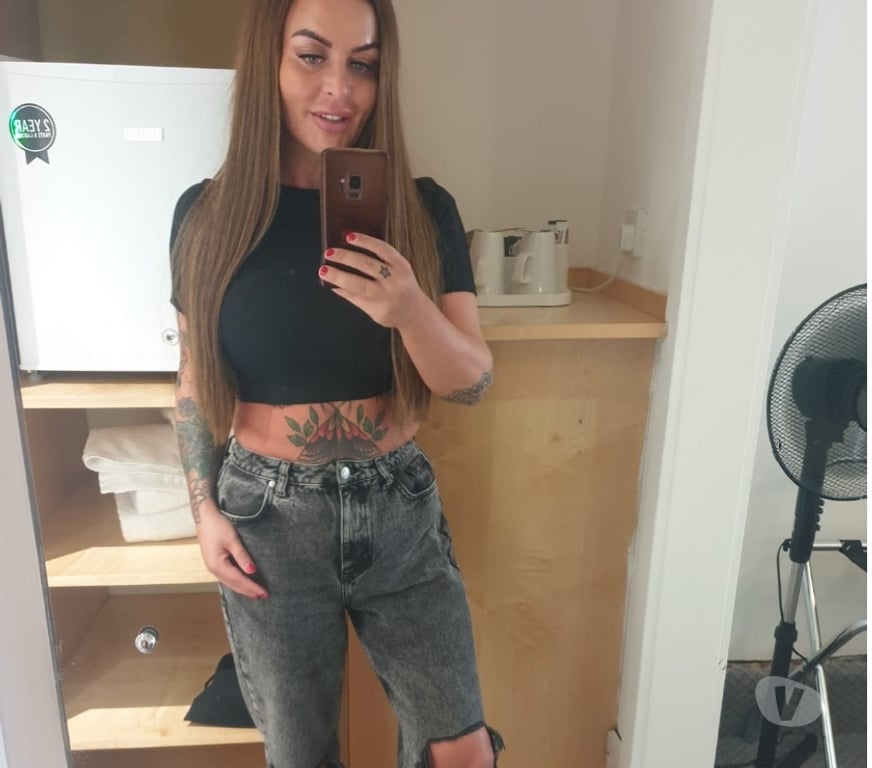 Escorts South Yorkshire Sheffield - Photos for TATTOOED HOLLY 100% Real, English and original ESSEX girl