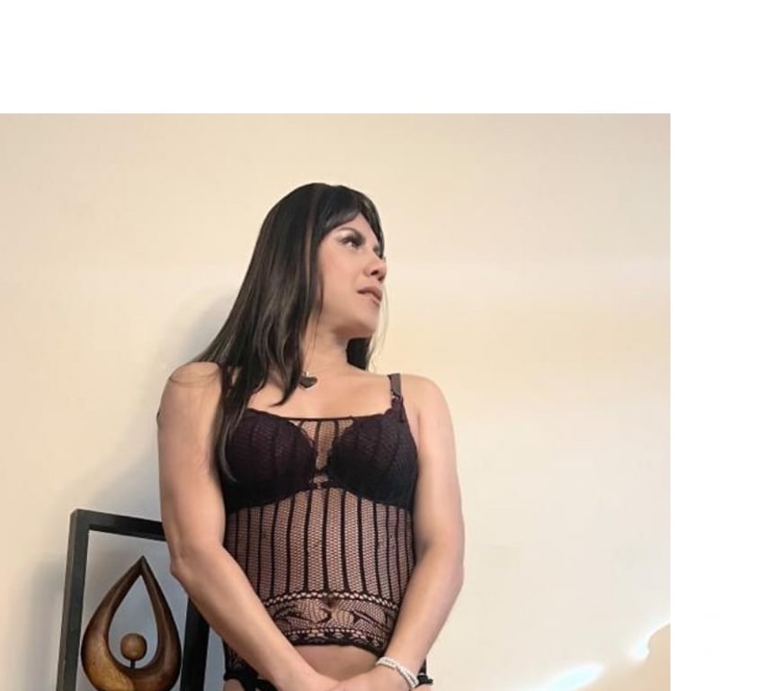 Trans Escorts East London Manor Park - East London - Photos for I love to hear about people's fantasies, and dark desires