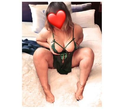 Escorts West Park Leeds - Photos for 😈ENGLISH CURVY MISS LOLA😈 5 ⭐️GFE MASSAGES!