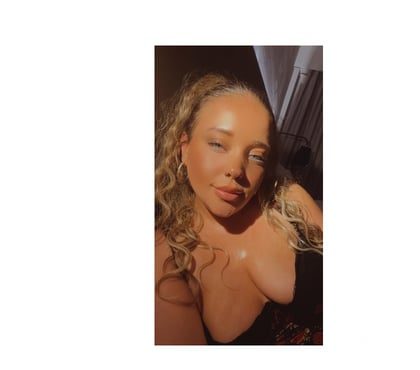 Irish Escorts & Erotic Massage Penge South East London - Photos for Ex glamour model