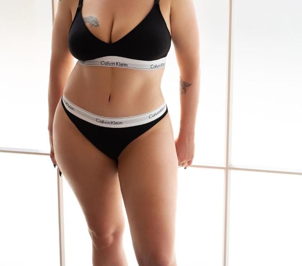 Escorts West Yorkshire Leeds - Photos for British Independent Blonde Escort Cora