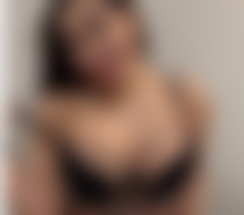 Escorts Ifield Crawley - Photos for Yasmina 🔝 PARTY GIRL 24H❤️ best owo and 💋