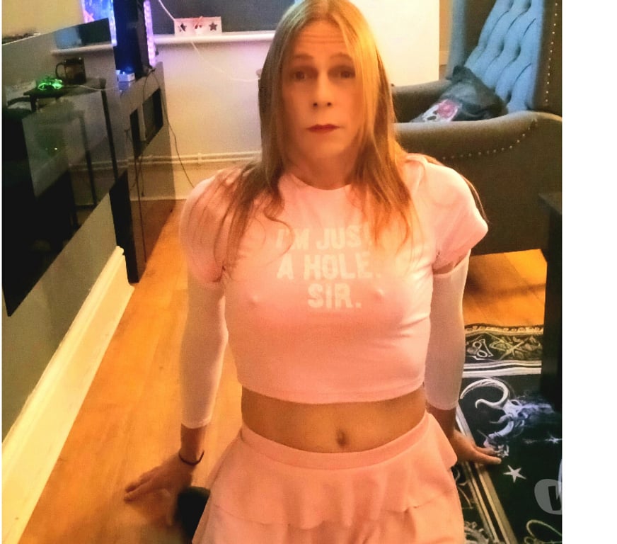 Trans Escorts Staffordshire Stoke-on-Trent - Photos for crossdresser katie