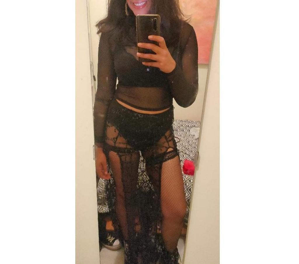 Escorts East London Aldgate East - East London - Photos for British Indian READ PROFILE-