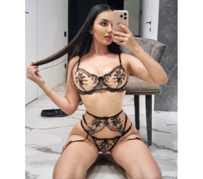  Escorts & Erotic Massage South Wimbledon South West London - Photos for 1 week IN WIMBLEDON ❤️ Full Services ❤️