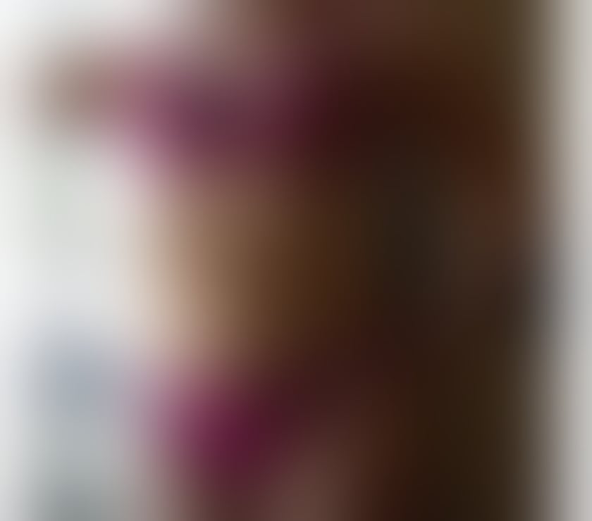 Escorts North London Canonbury - North London - Photos for Rosey-R: Curvaceous & Sweet-Scented English Rose