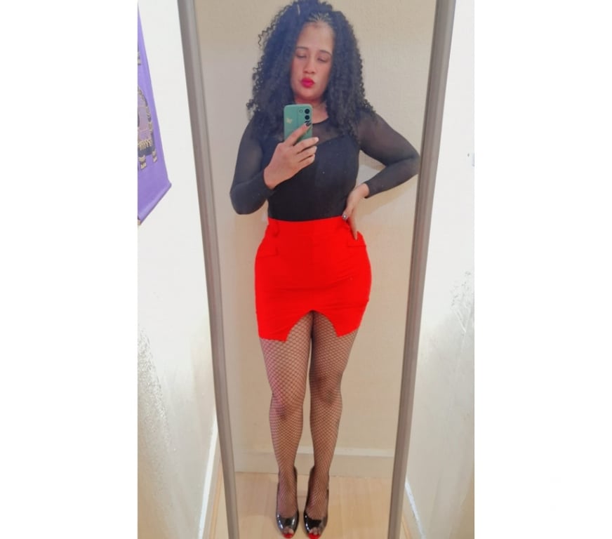 Escorts Edinburgh Edinburgh - Edinburgh - Photos for Anny Caribbean relaxing massage oíl and gel