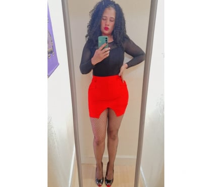 Escort Edinburgh Edinburgh - Photos for Anny Caribbean relaxing massage oíl and gel