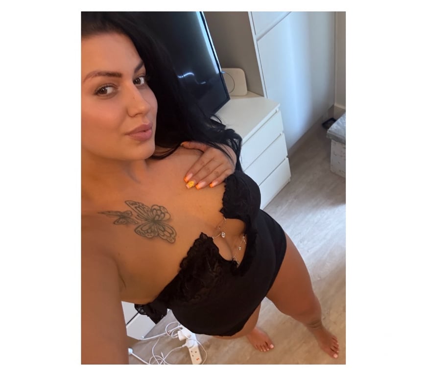 Escorts North West London Harrow - Photos for Maya Sweety x Harrow x Pinner x Party