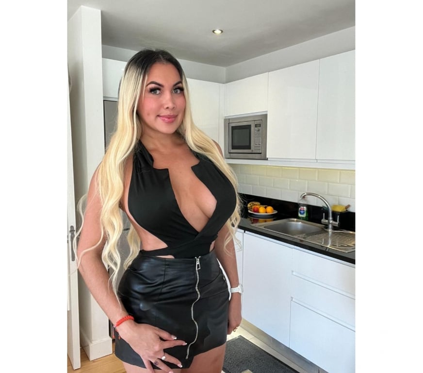 Escorts East London Stratford - East London - Photos for TS YENCY YOUR SEXY BLONDE🍑🍆OWO-SADOFUN