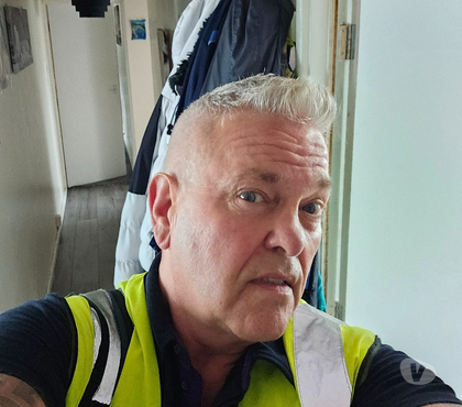 Gay Dating Horsforth Leeds - Photos for Meets, fun nights out, walking, love dancing,