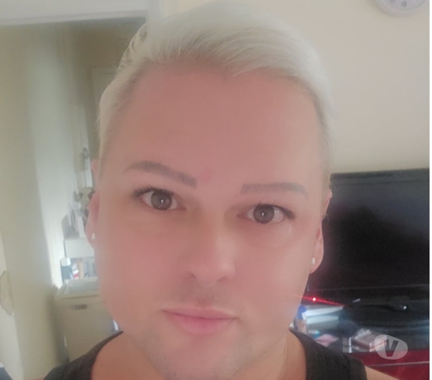  Gay massage Essex Thurrock - Essex - Photos for Cross Dresser Gay Escort