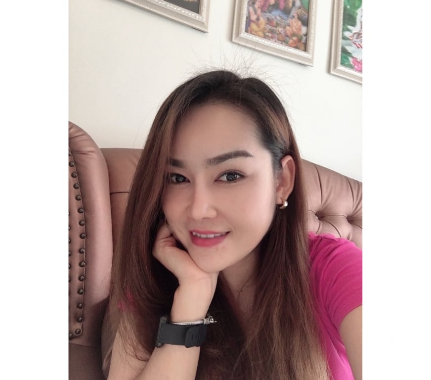 Escorts Gloucestershire Gloucester - Photos for Emmie Professional Thai massage & Full Gf experience xx