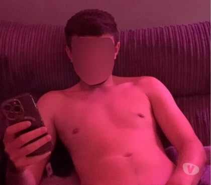 Gay Escorts Hull City Centre Hull - Photos for Discrete slim lad HULL and HUMBERSIDE