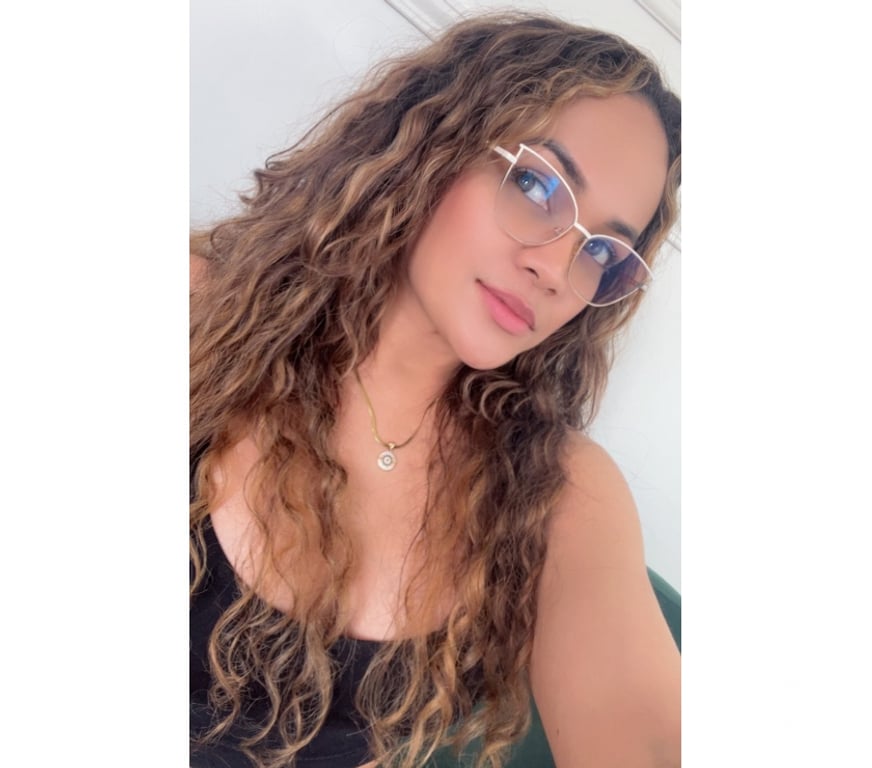 Escorts Surrey Spelthorne - Photos for Sexy party latina 🥳🥳🥳