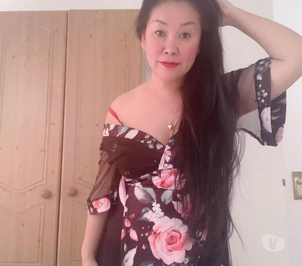 Escorts South East London Croydon - Photos for Iam a Perfect girl! Senior massage technician!