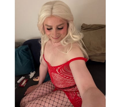 Trans Kensal Rise Station North West London - Photos for UNblurrrr me ;) sexy Polish gal