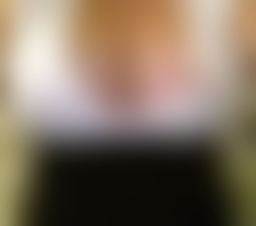 Escorts Newquay Cornwall - Photos for Mature Sexy Milf for the best GFE
