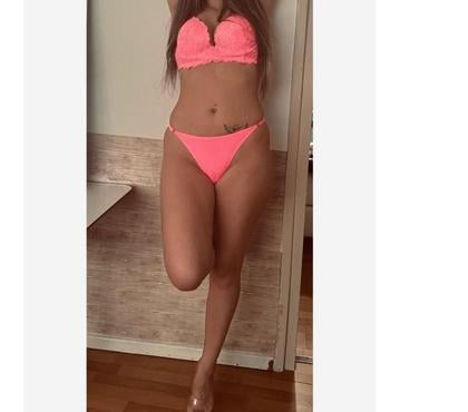 Escorts Milton Keynes City Centre Milton Keynes - Photos for NEW VANESSA❤️ PARTYY GIRL 🥂Best Service❤️