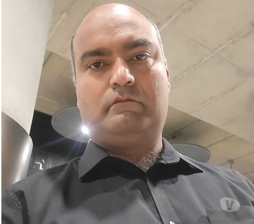 make friends online East London Woolwich Arsenal - DLR Station - East London - Photos for British Asian Guy looking female friend