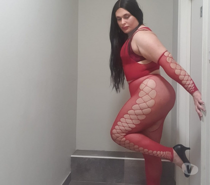 Trans Finsbury Park Station North London - Photos for Transgender Laura BIG NATURAL BUBBLE BUTT SEXY CURVES