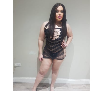 Trans Finsbury Park Station North London - Photos for Transgender Laura BIG NATURAL BUBBLE BUTT SEXY CURVES