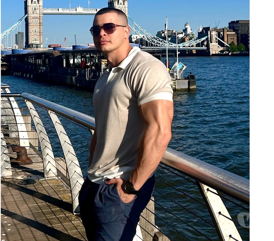 Gay massage Greater Manchester Manchester - Photos for Alexandre short season in the city