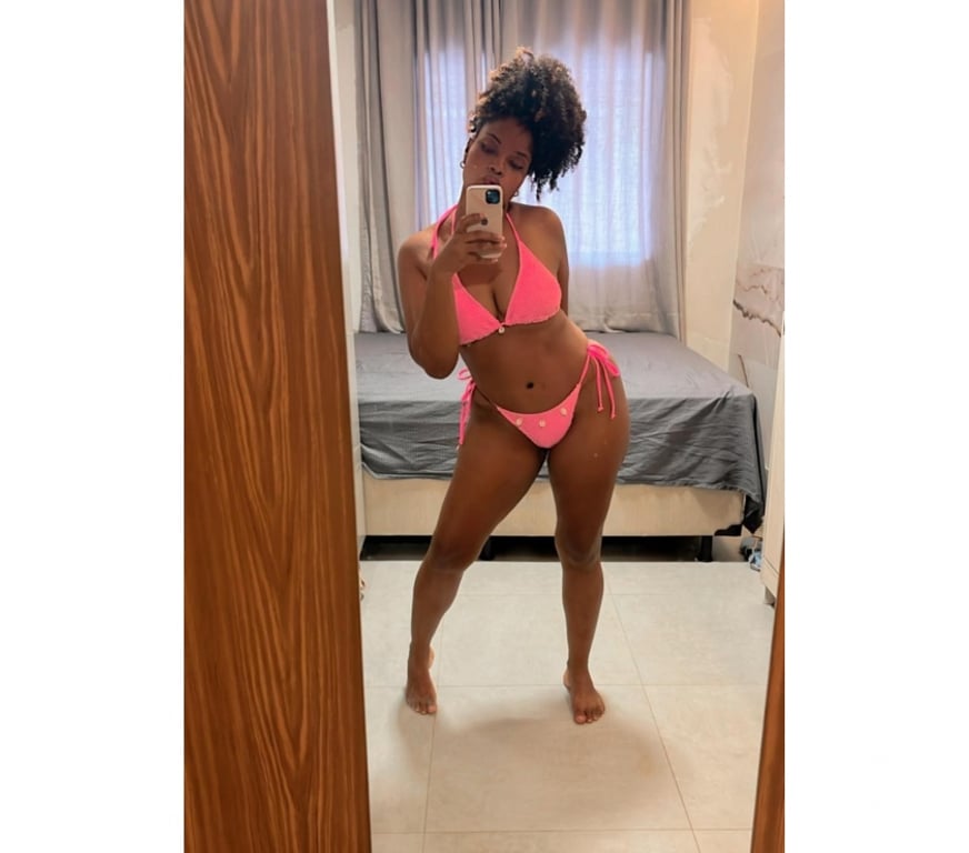 Escorts Hertfordshire Watford - Photos for π§π·BIAπ§π· Brazil for a short time in WATFORD-WD17
