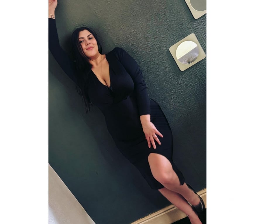 Escorts Leicestershire Leicester - Photos for Alice 💋GFE💋KISS💋DISCRET PLACE 💋CURVY
