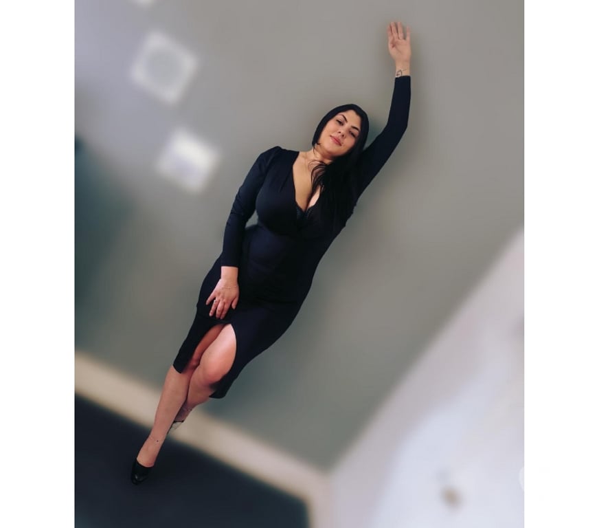 Escorts Leicestershire Leicester - Photos for Alice 💋GFE💋KISS💋DISCRET PLACE 💋CURVY
