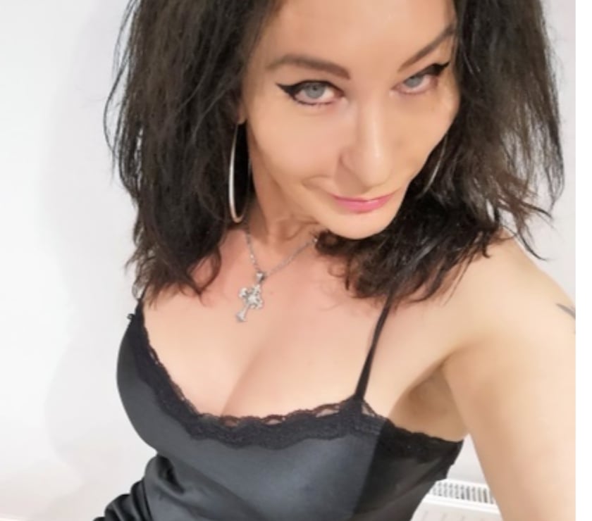 Trans Escorts Aldermans Green Coventry - Photos for 53 years OldMature English Busty Ts Celine