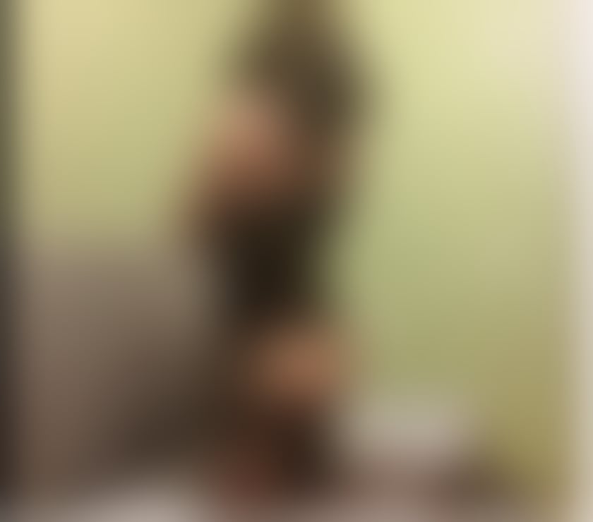 Trans Escorts South East London Camberwell - South East London - Photos for Empowered and Dominant Trans Woman chat me 07466755440