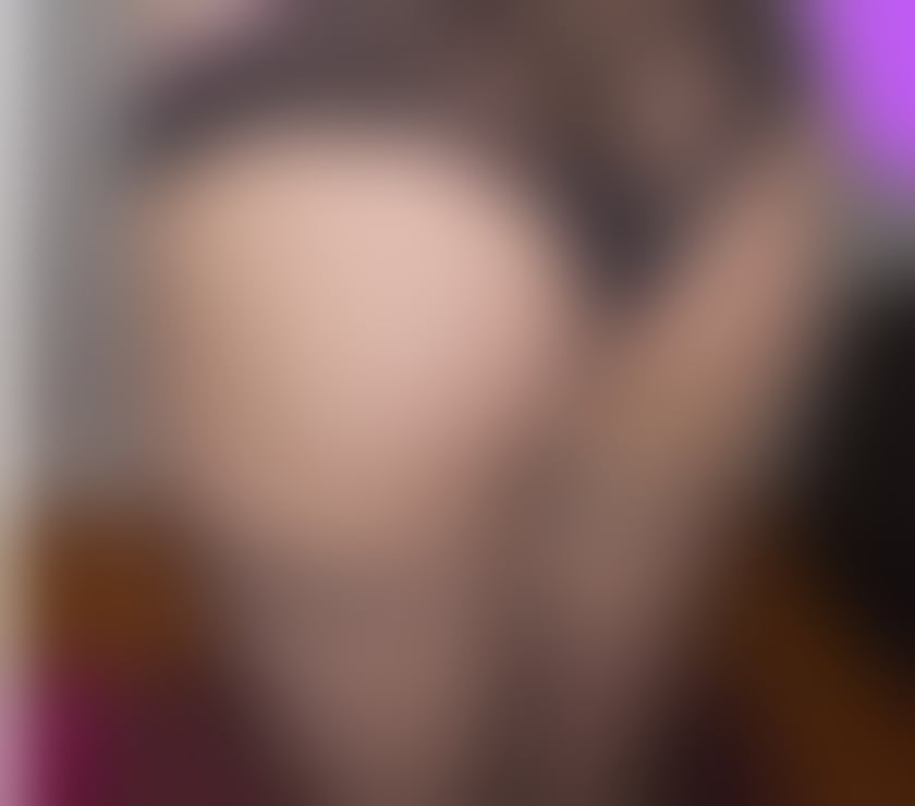 Trans Escorts South East London Camberwell - South East London - Photos for Empowered and Dominant Trans Woman chat me 07466755440