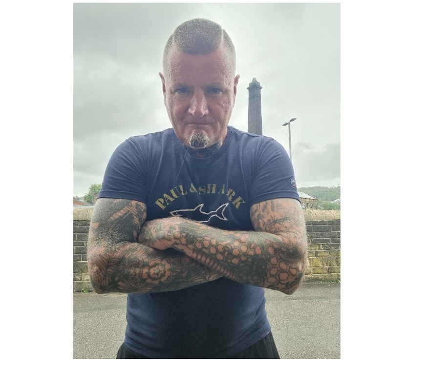 adult personals West Yorkshire Bradford - Photos for Mature Male 46 seeking open minded females for naughty fun