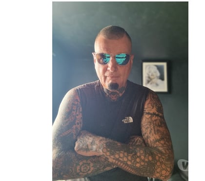naughty dating Gilstead Bradford - Photos for Mature Male 46 seeking open minded females for naughty fun