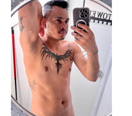 Gay Escorts Enfield Town Enfield - Photos for Hot Brazilian available 🇧🇷