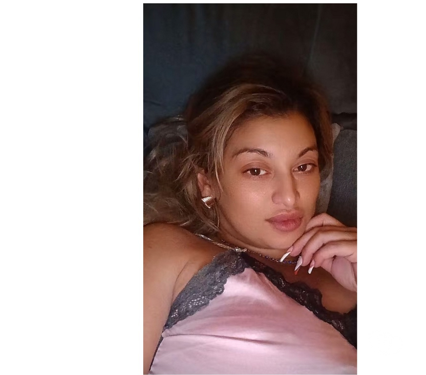 Escorts West Yorkshire Kirklees - Photos for Sofia new sexy girlfriend