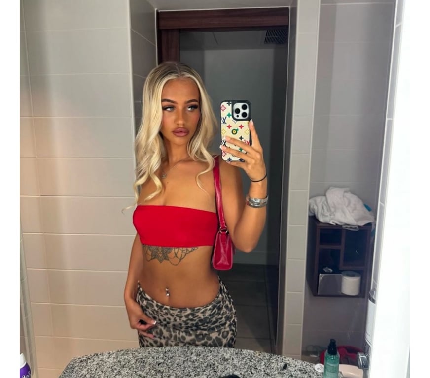 Escorts Surrey Guildford - Photos for New British girl in town videocall to confrim❤️🔥