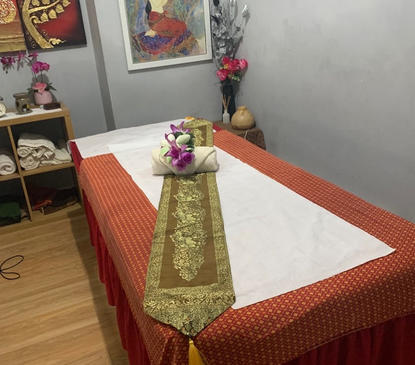 Full body massage Greater Manchester Oldham - Photos for 128 Ashton Rd,Oldham Ol8 1QT