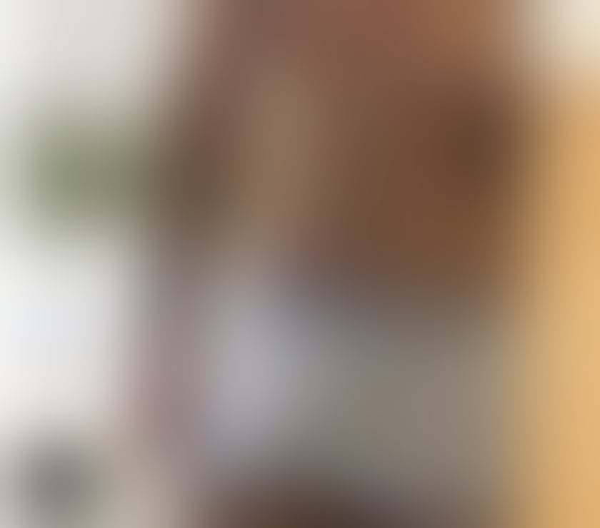 Escorts West Yorkshire Leeds - Photos for Male Masseuse -Massage, Holistic Healing for Women & Couples