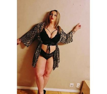  Escorts Colchester City Centre Colchester - Photos for BARBARA CURVY MILF BEST OWO PARTY GIRL
