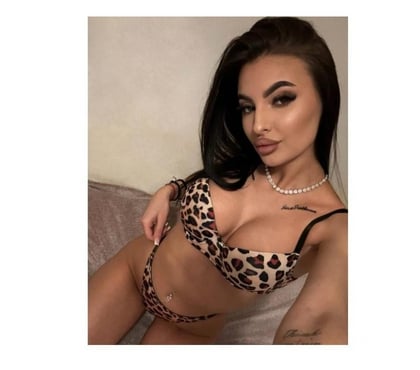 Escorts and Massages Manchester City Centre Manchester - Photos for My name is Sarah ❤️ New in town🥰🥳